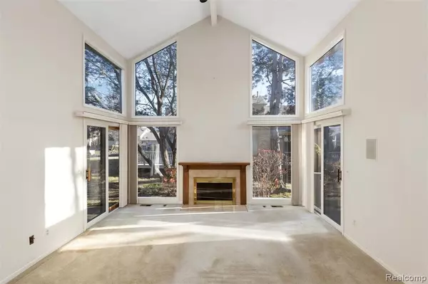 Clinton Twp, MI 48038,43151 W Kirkwood Drive