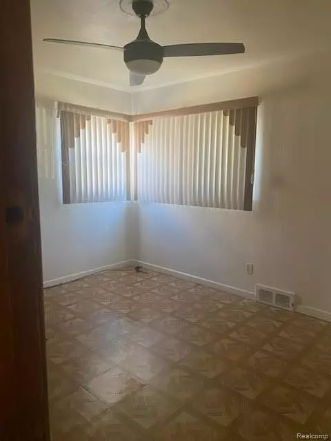 Detroit, MI 48234,19951 Sunset Street