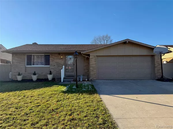 28428 Weddel Avenue, Brownstown, MI 48183