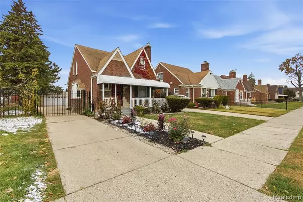 Detroit, MI 48235,17313 Prevost