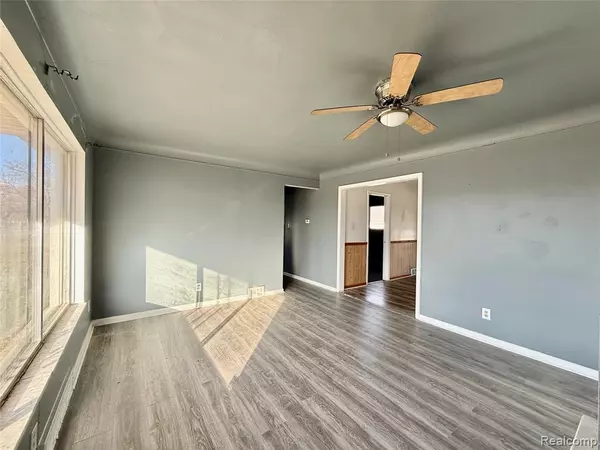 Warren, MI 48091,24906 Patricia Avenue