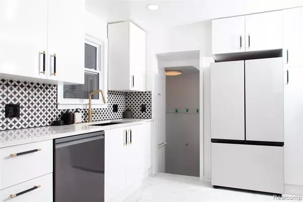 Ferndale, MI 48220,640 Wordsworth Street