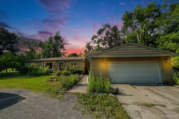 Belleville, MI 48111,48150 Wear Road