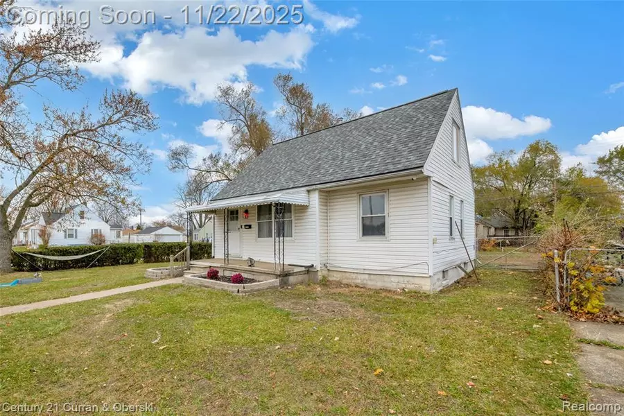 32178 Carlisle Parkway, Wayne, MI 48184