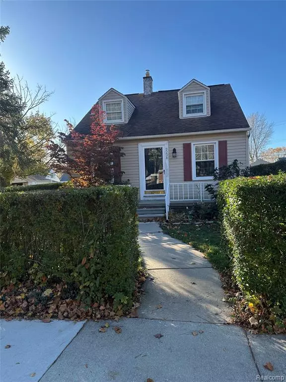 Dearborn, MI 48124,3238 Harding Street