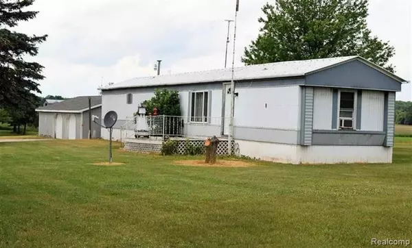 3979 E South County Line Road, Shepherd, MI 48883