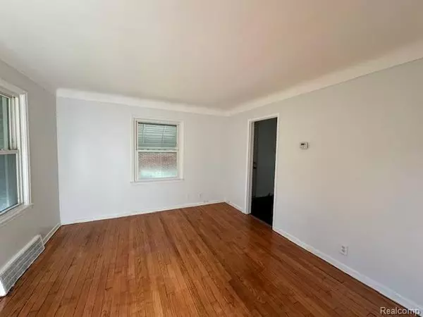 Detroit, MI 48224,19505 Moross Road