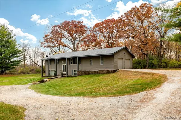 11835 Trinkle Road, Dexter, MI 48130