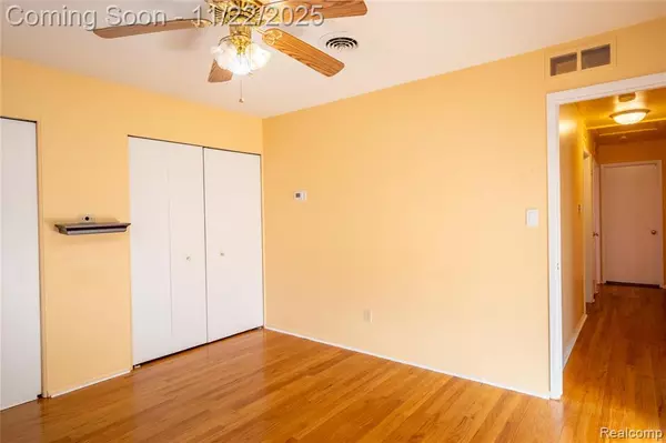 Warren, MI 48093,31029 Wellston Drive