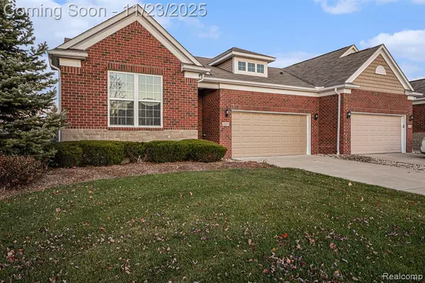 2001 Trimble Street, Lake Orion, MI