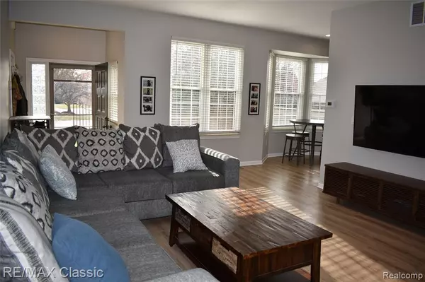 Farmington Hills, MI 48331,29424 Regents Pointe