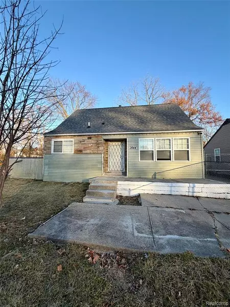 2644 Clio Road, Flint, MI 48504