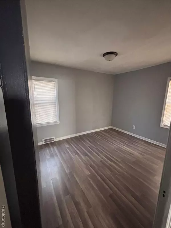 Detroit, MI 48234,18677 Moenart Street