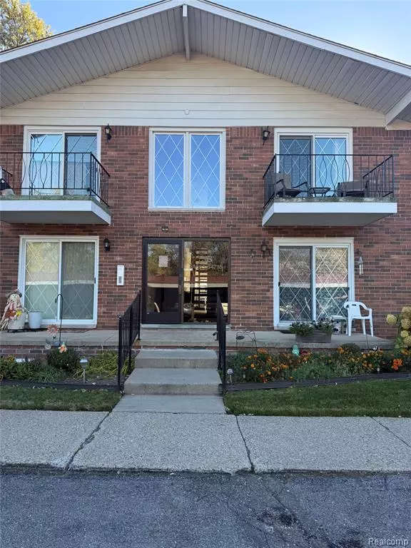 54711 Shelby Road, Shelby Twp, MI 48316