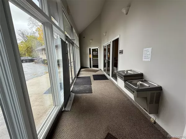 Flint, MI 48532,3380 Beecher Road