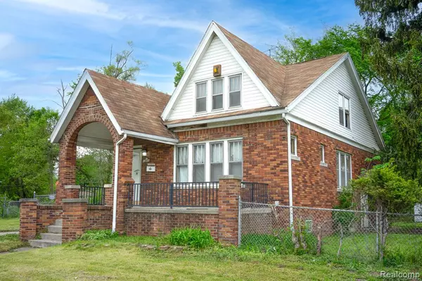 Detroit, MI 48213,12151 Corbett Street