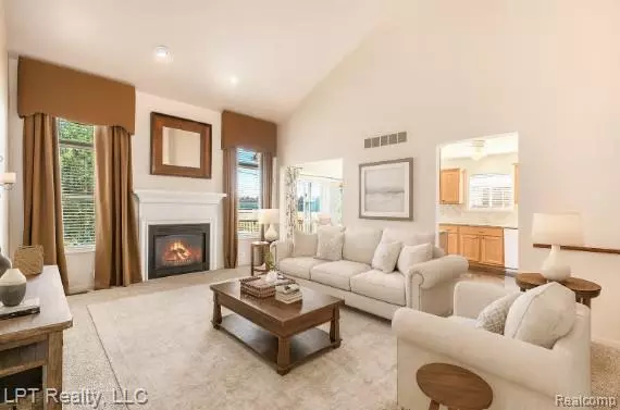 Macomb, MI 48044,45550 Rathmore E Drive