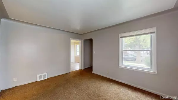 Detroit, MI 48205,20234 HICKORY Street