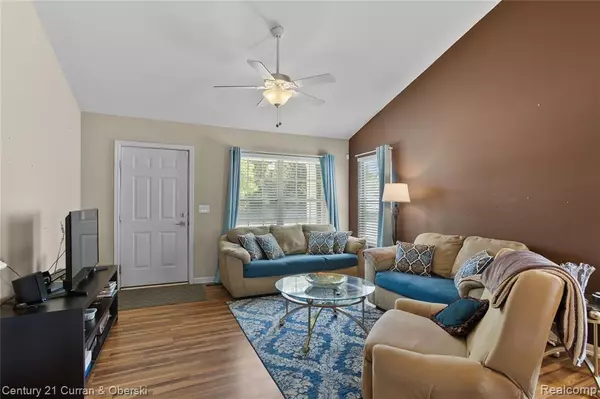 Redford, MI 48239,13985 Breakfast Drive