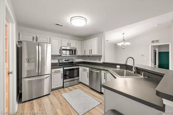 Northville, MI 48168,15943 Morningside