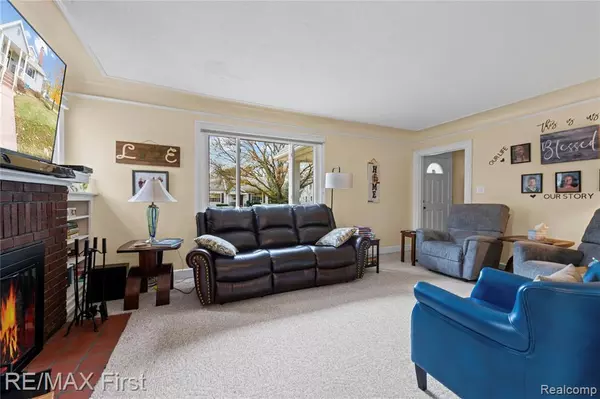 Hazel Park, MI 48030,21504 Caledonia Avenue