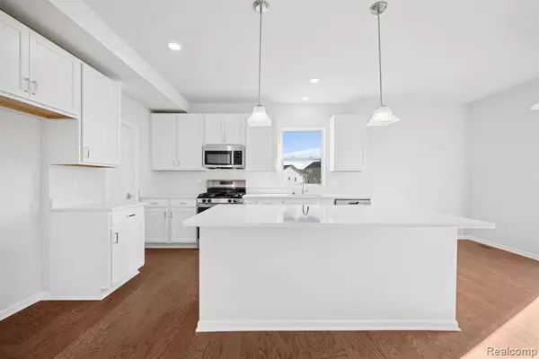 Saline, MI 48176,2794 Gallop Way