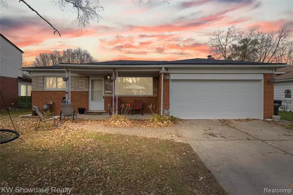 11651 Lancer Drive, Sterling Heights, MI 48313