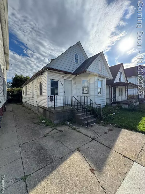 Hamtramck, MI 48212,2446 Grayling Street