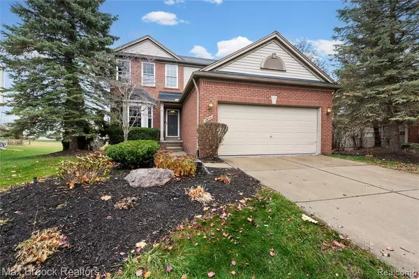 Ypsilanti, MI 48198,9894 High Meadow Drive