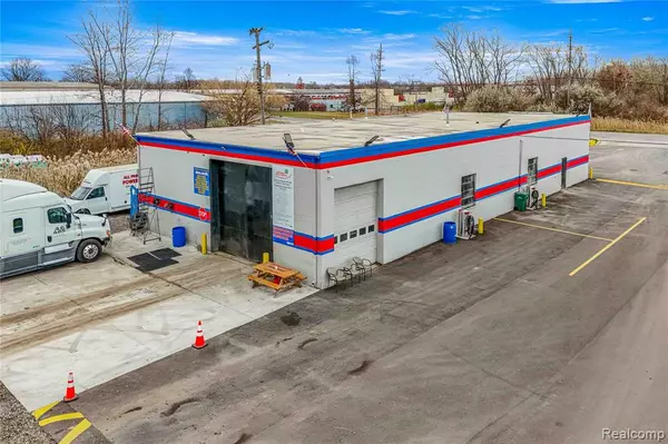 Romulus, MI 48174,27990 Wick Road