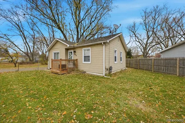 Addison, MI 48329,2878 N Williams Lake Road