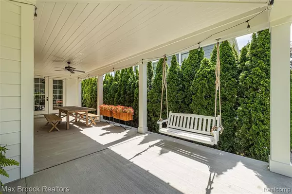 Birmingham, MI 48009,911 S BATES Street