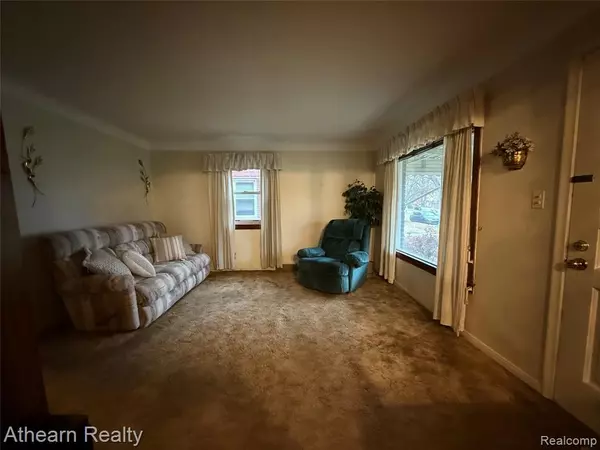 Allen Park, MI 48101,8309 Rosedale Boulevard