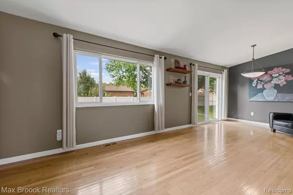 Canton, MI 48187,44018 Bannockburn Drive