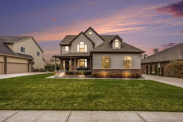 856 W Bay Shore Drive, Oxford, MI 48371