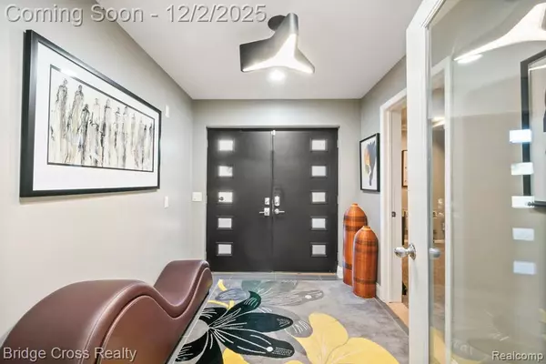 Franklin, MI 48025,24459 Bloomington Court