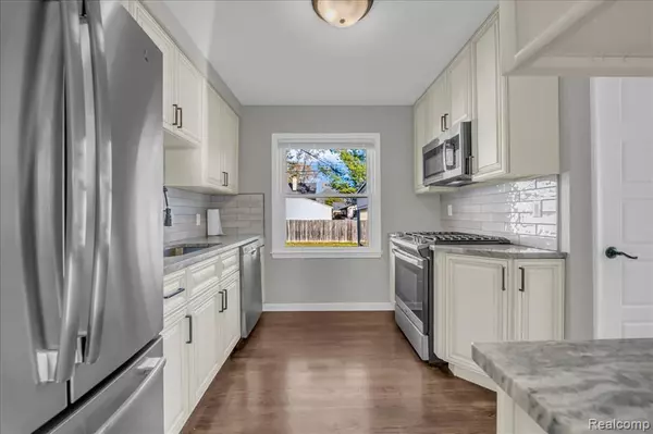 Clawson, MI,266 Massoit Street