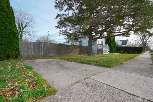 Eastpointe, MI 48021,22448 Rein Avenue