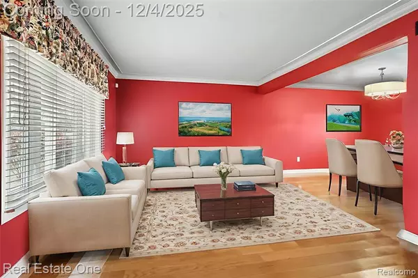 Troy, MI 48085,4147 Greensboro Drive