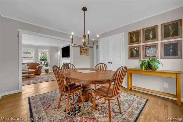 Lathrup Village, MI 48076,18560 Wiltshire Boulevard