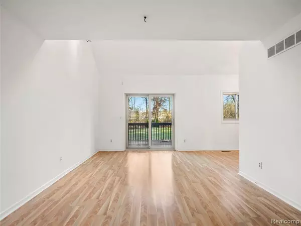 Clarkston, MI 48348,9026 E Bluewater Drive