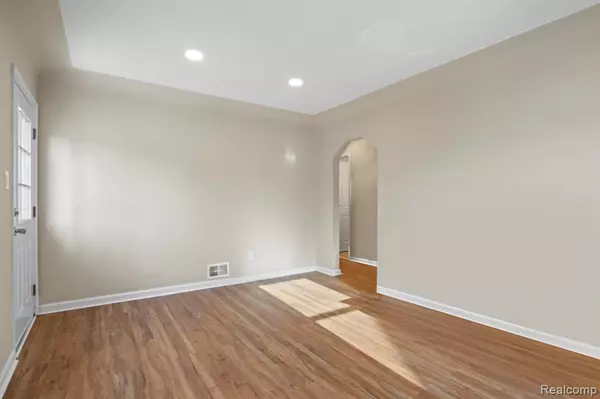 Dearborn, MI 48124,2211 Academy Street