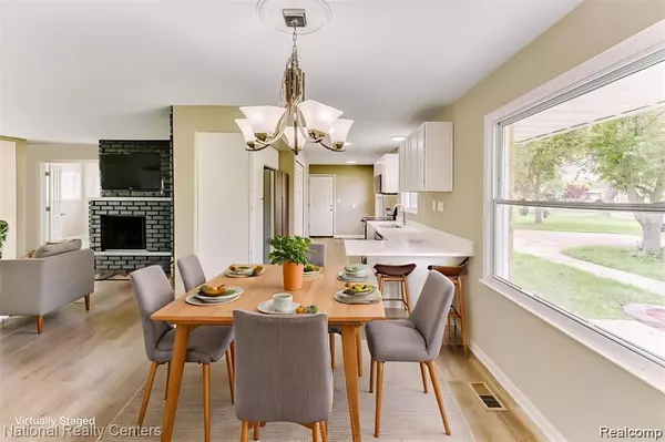 West Bloomfield, MI 48324,2365 Middlebelt Road