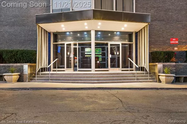 Detroit, MI 48214,8200 E Jefferson Avenue