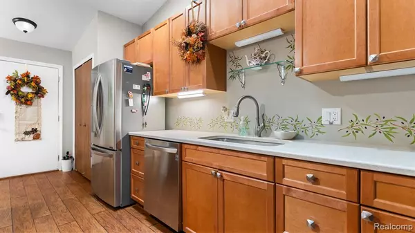 South Lyon, MI,25106 Hamilton Court