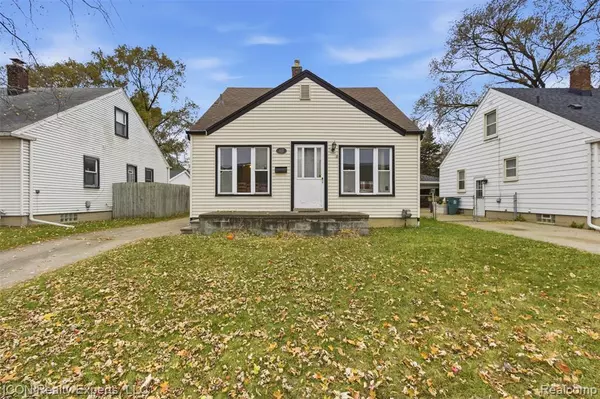 Royal Oak, MI 48067,411 N Stephenson Highway