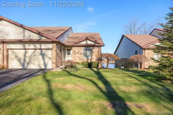 Clarkston, MI 48348,7121 Bluewater Drive