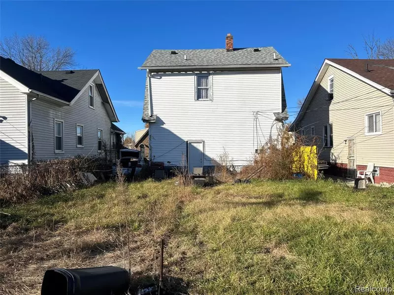 14856 Santa Rosa Drive, Detroit, MI 48238