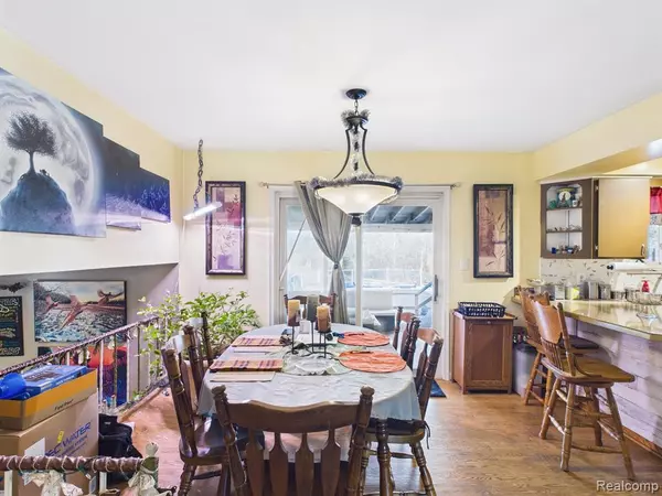 Grand Blanc, MI 48507,1256 W Rowland Street