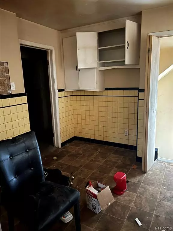 Detroit, MI 48224,9832 Balfour Road